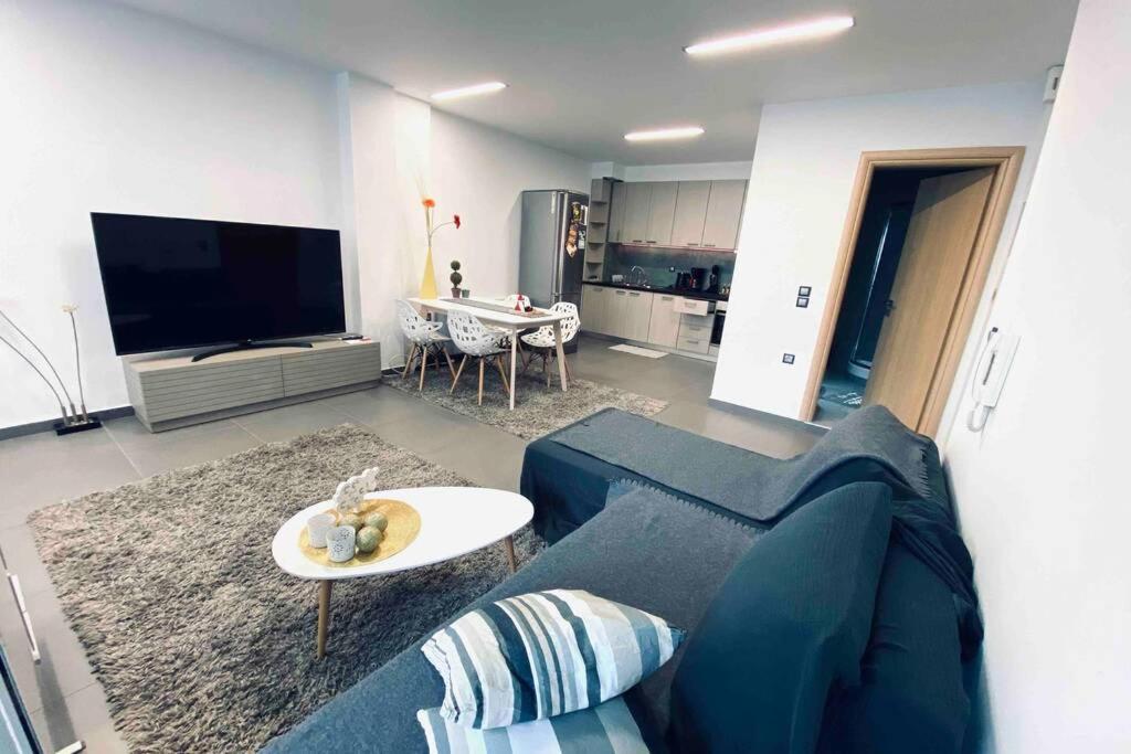 Hitech Appartment Amaliada المظهر الخارجي الصورة