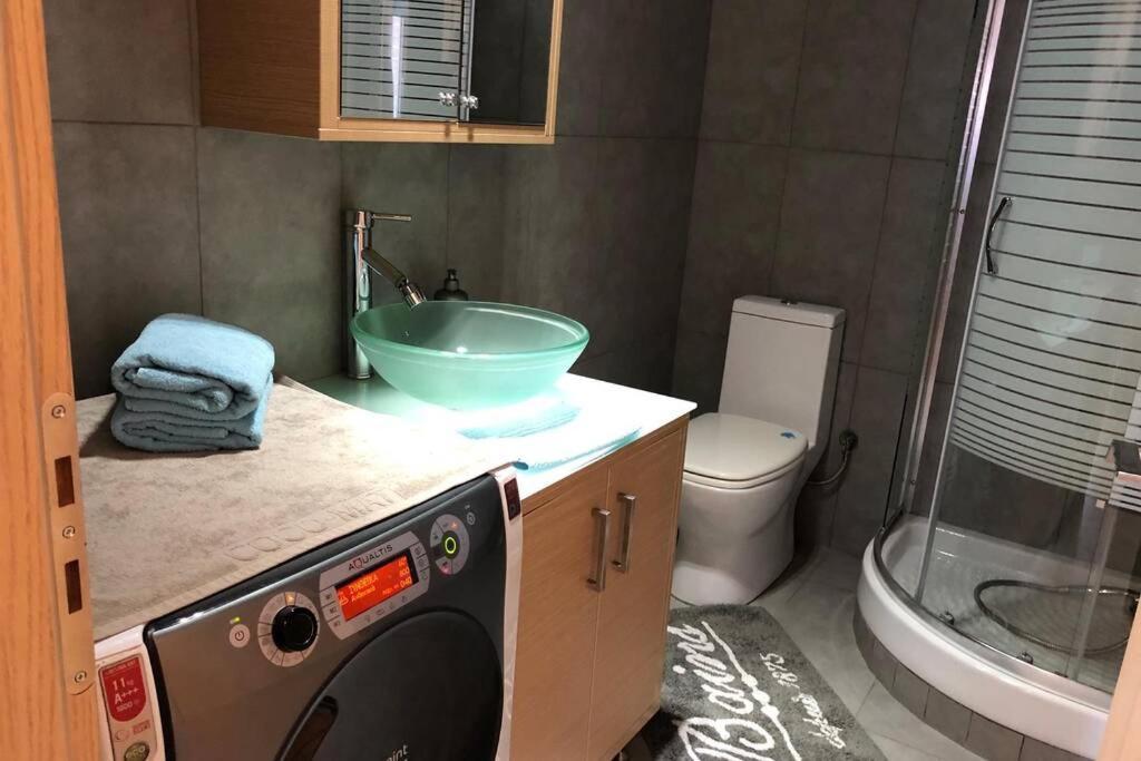 Hitech Appartment Amaliada المظهر الخارجي الصورة